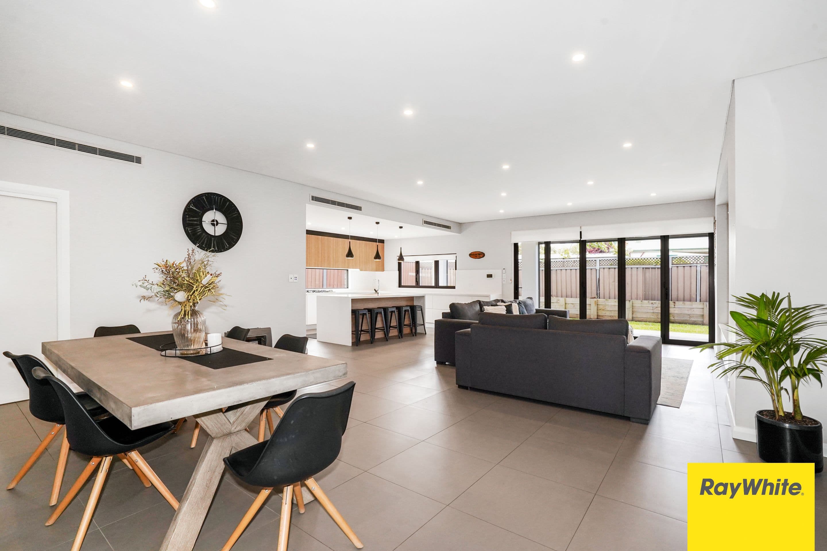 4 Mountview Avenue, Doonside NSW 2767, Doonside - Thumbnail 6
