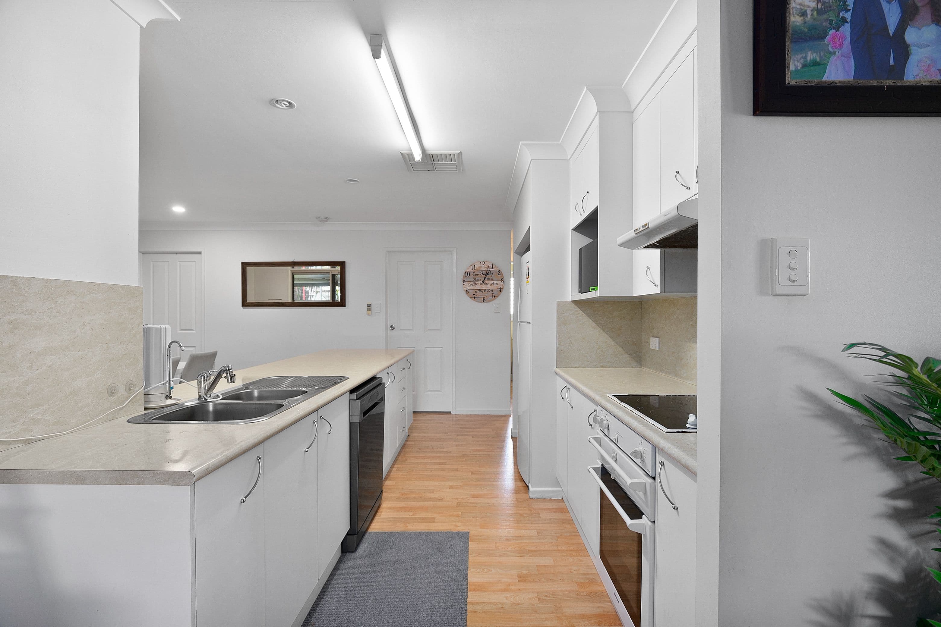 8 Stephanie Court, Emerald QLD 4720, Emerald - Thumbnail 4