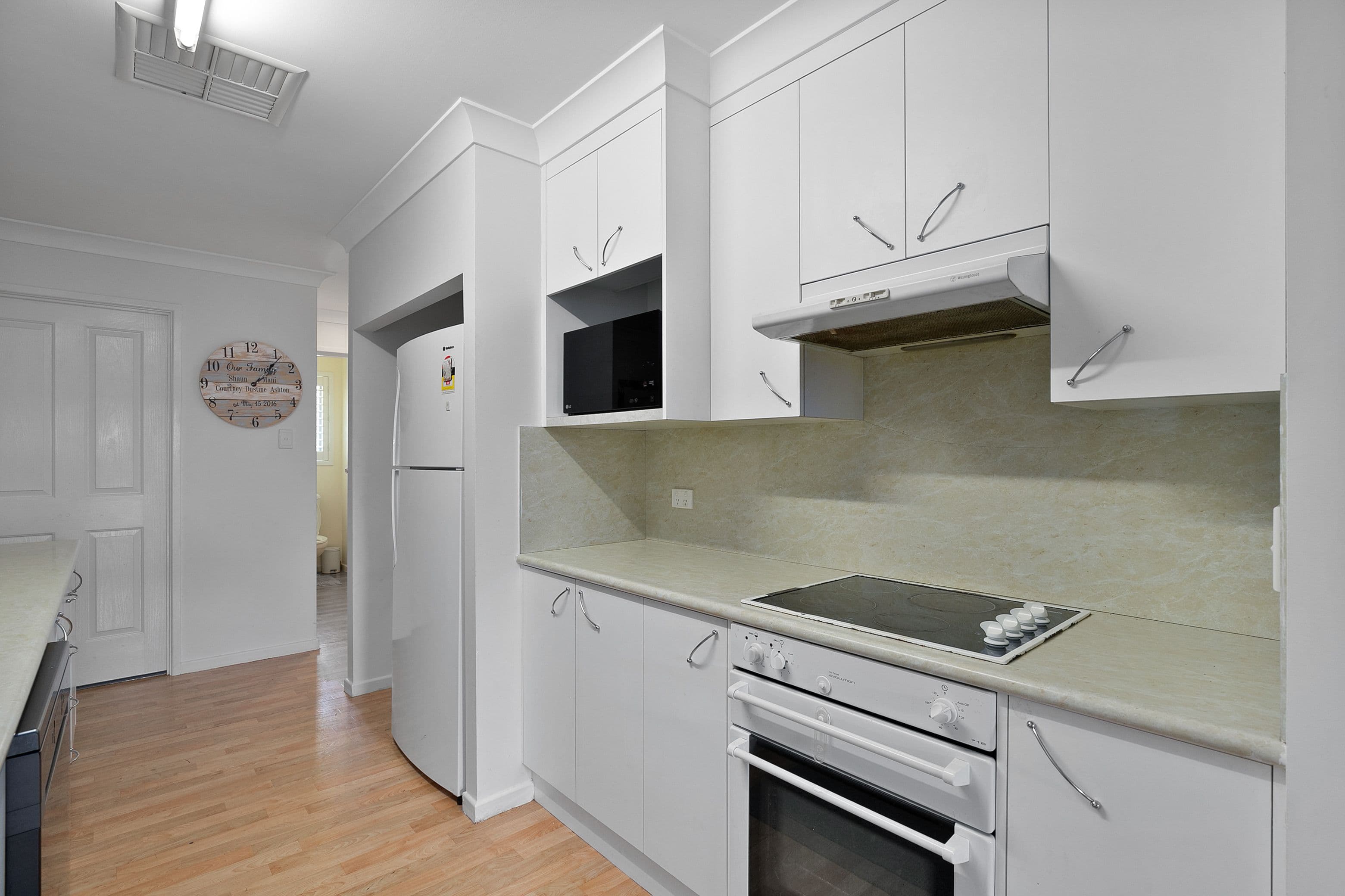 8 Stephanie Court, Emerald QLD 4720, Emerald - Thumbnail 5