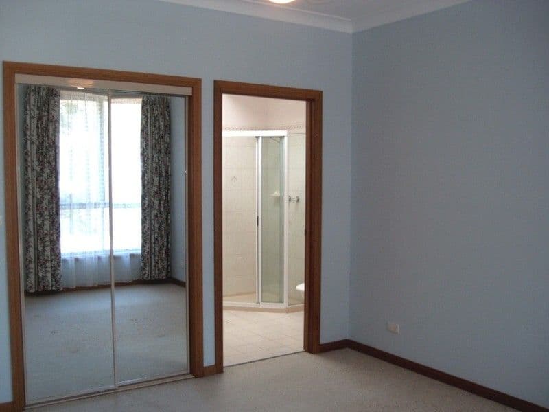 38 Saville Avenue, LAVINGTON NSW 2641, Lavington - Thumbnail 3