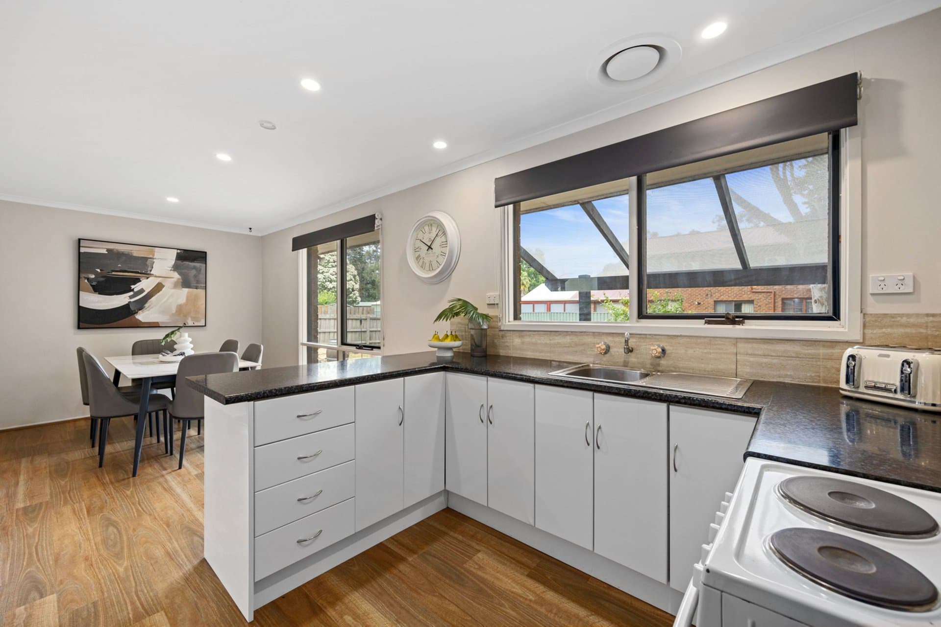 342 Colchester Road, Bayswater North - Thumbnail 4