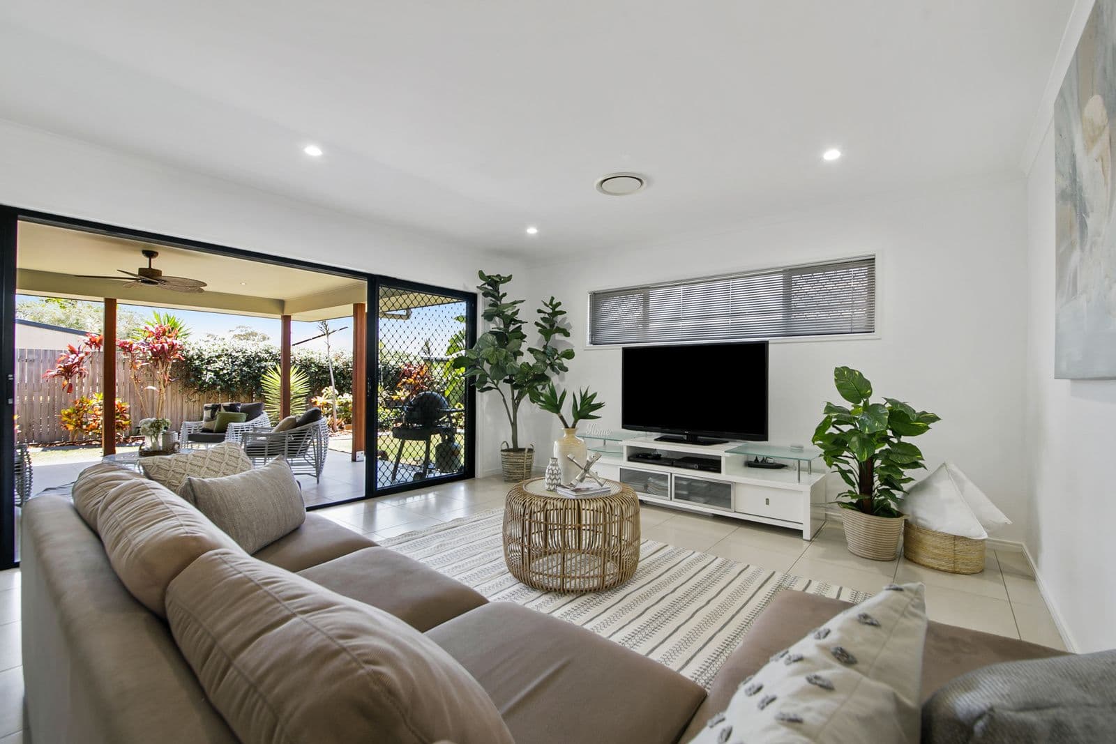 16 Plumer Street, Wellington Point QLD 4160, Wellington Point - Thumbnail 5