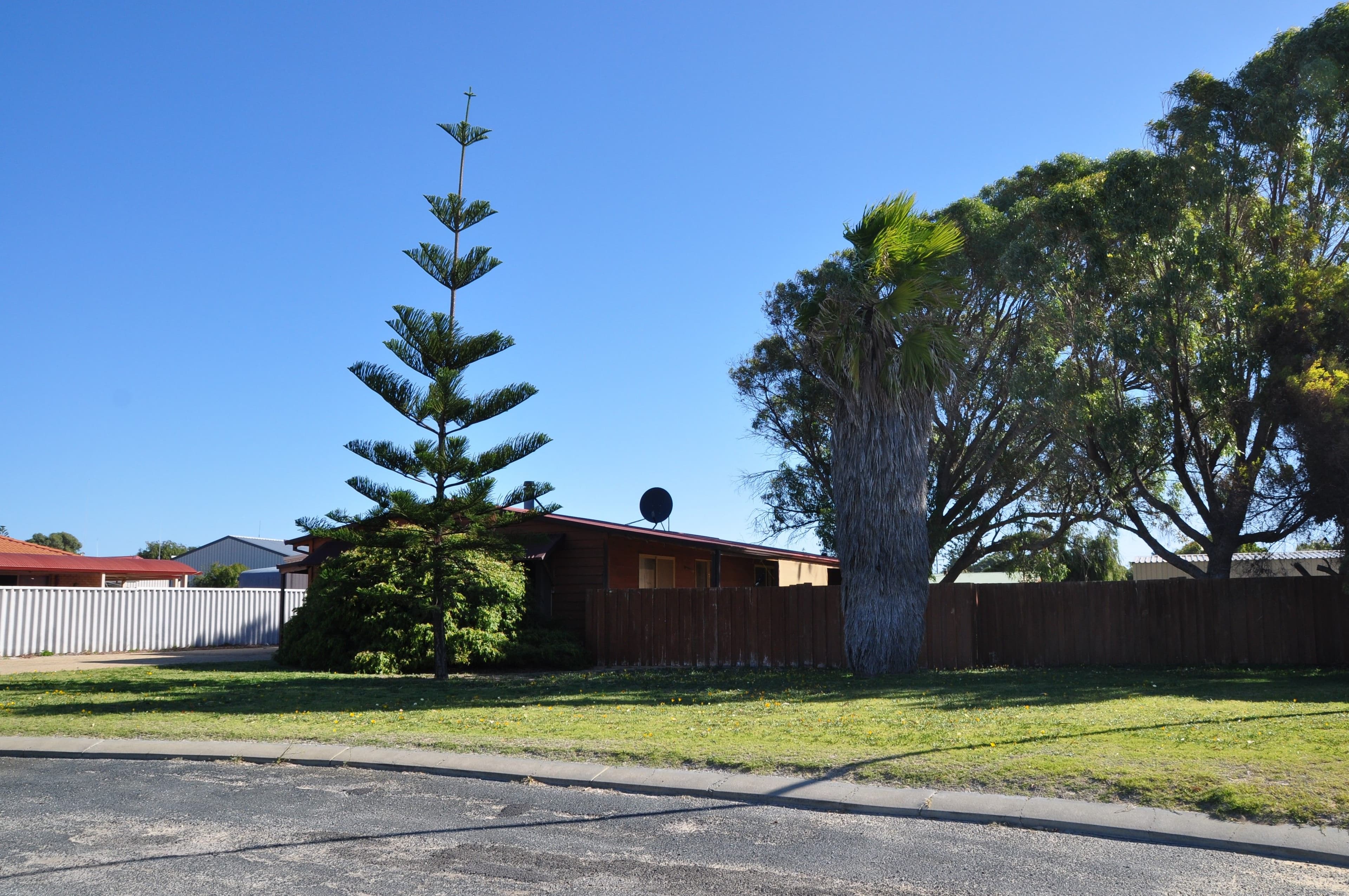 18 Salvaire Crescent, Lancelin WA 6044, Lancelin - Thumbnail 2