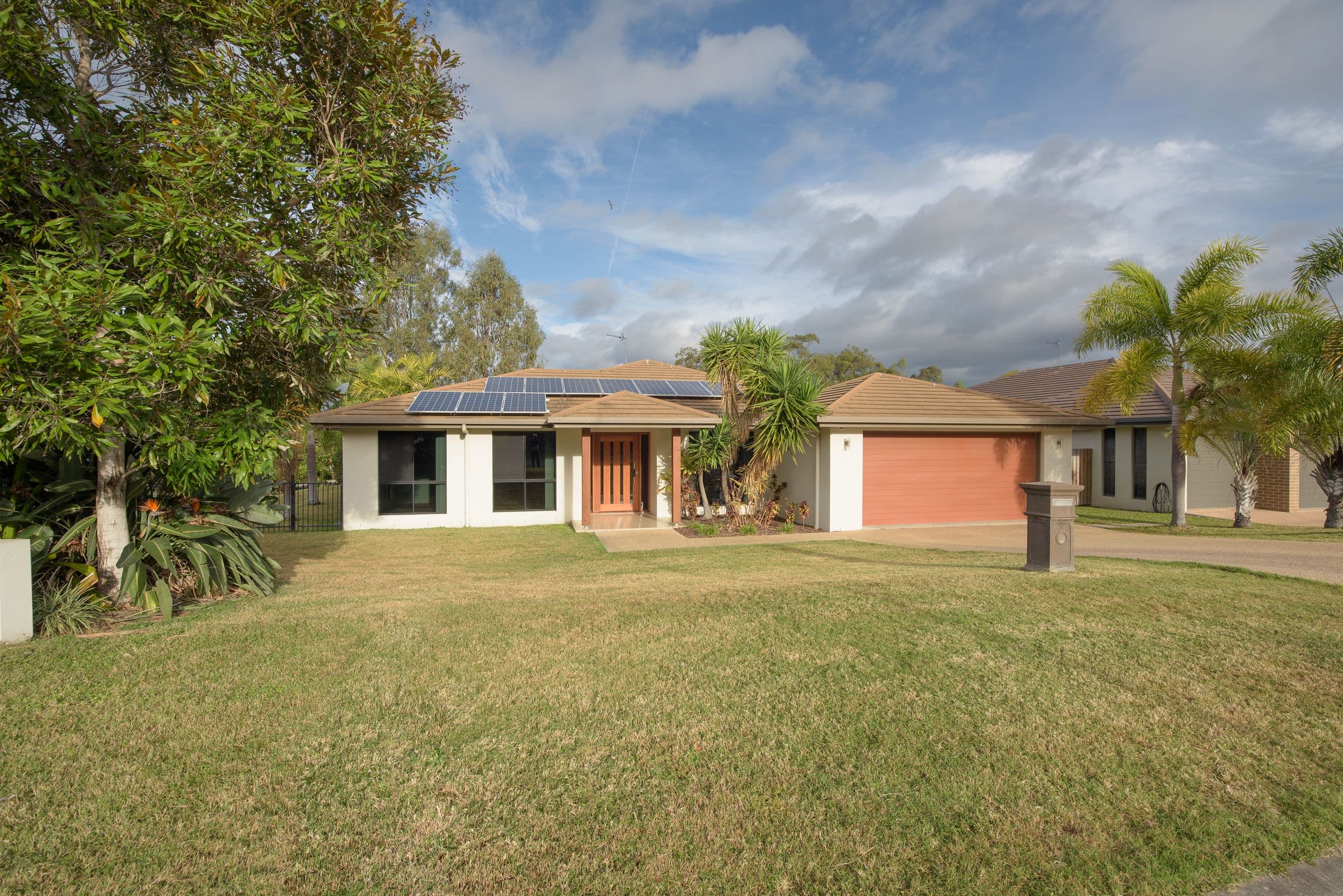 1 Grasstree Crescent, Kirkwood QLD 4680, Kirkwood - Image 1