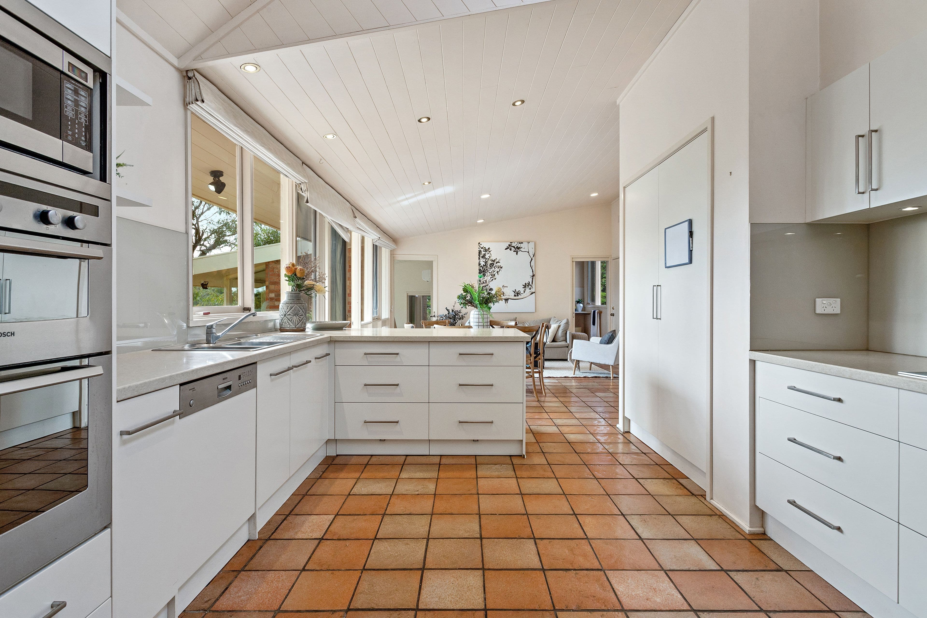 8 Mangans Road, Lilydale VIC 3140, Lilydale - Thumbnail 3