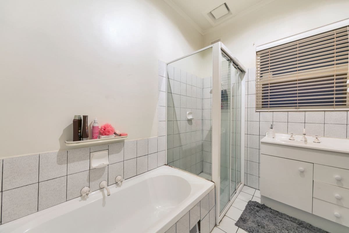 25 Southern Terrace, Holden Hill SA 5088, Holden Hill - Thumbnail 8