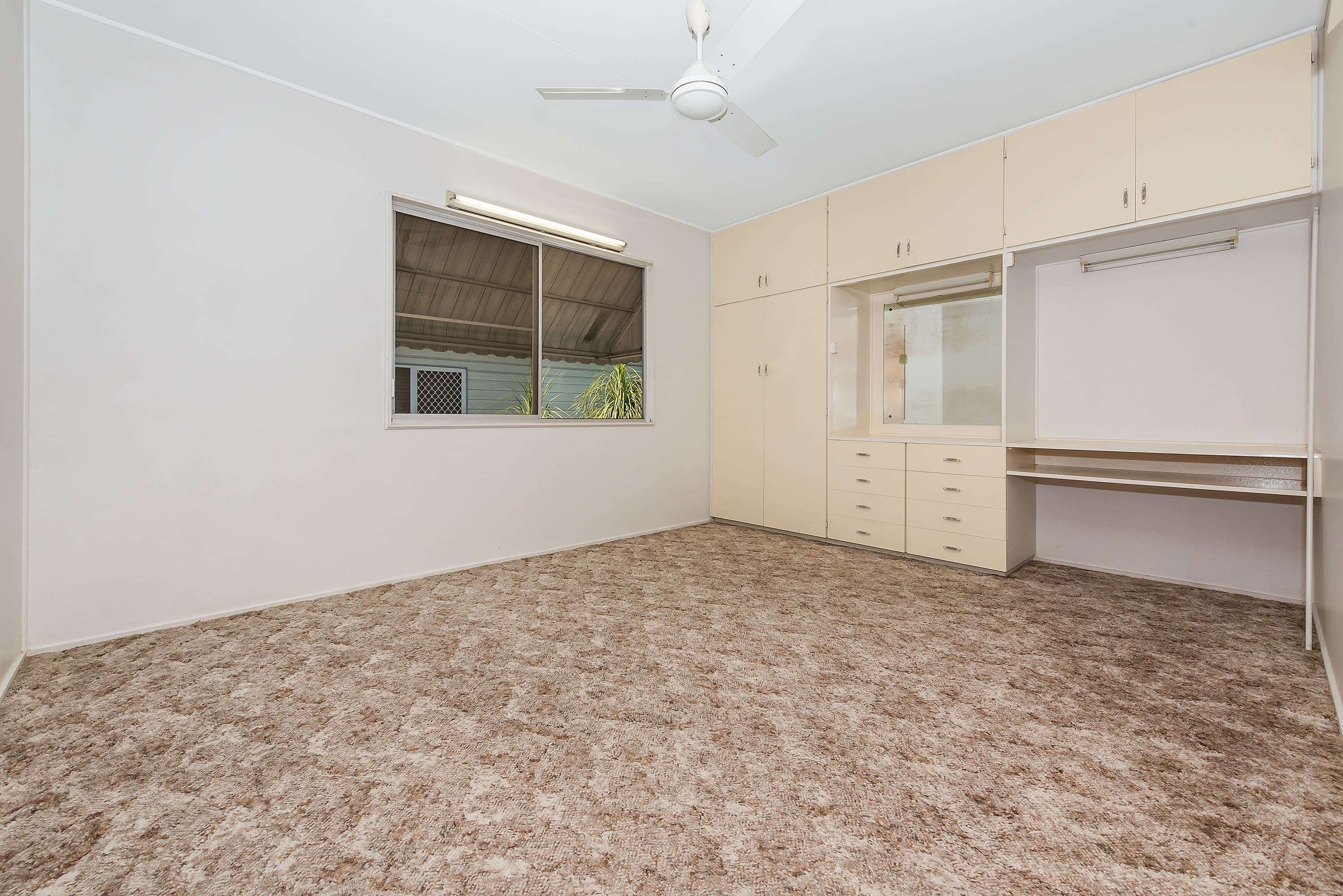 36 Sussex Street, Hyde Park QLD 4812, Hyde Park - Thumbnail 7