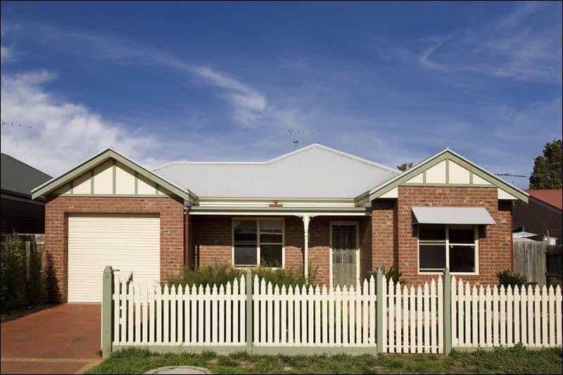 16 Francis Court, LARA VIC 3212, Lara - Image 1