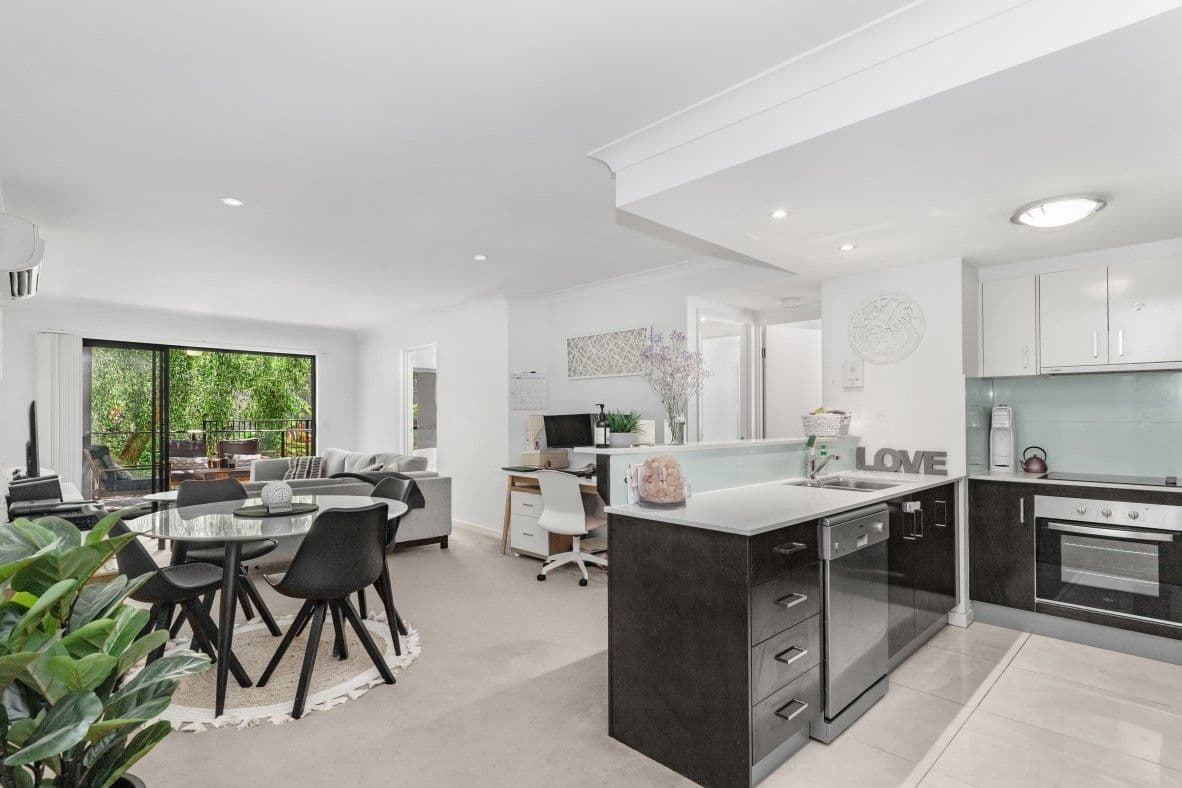 46 Lutana Street, Stafford QLD 4053, Stafford - Thumbnail 2