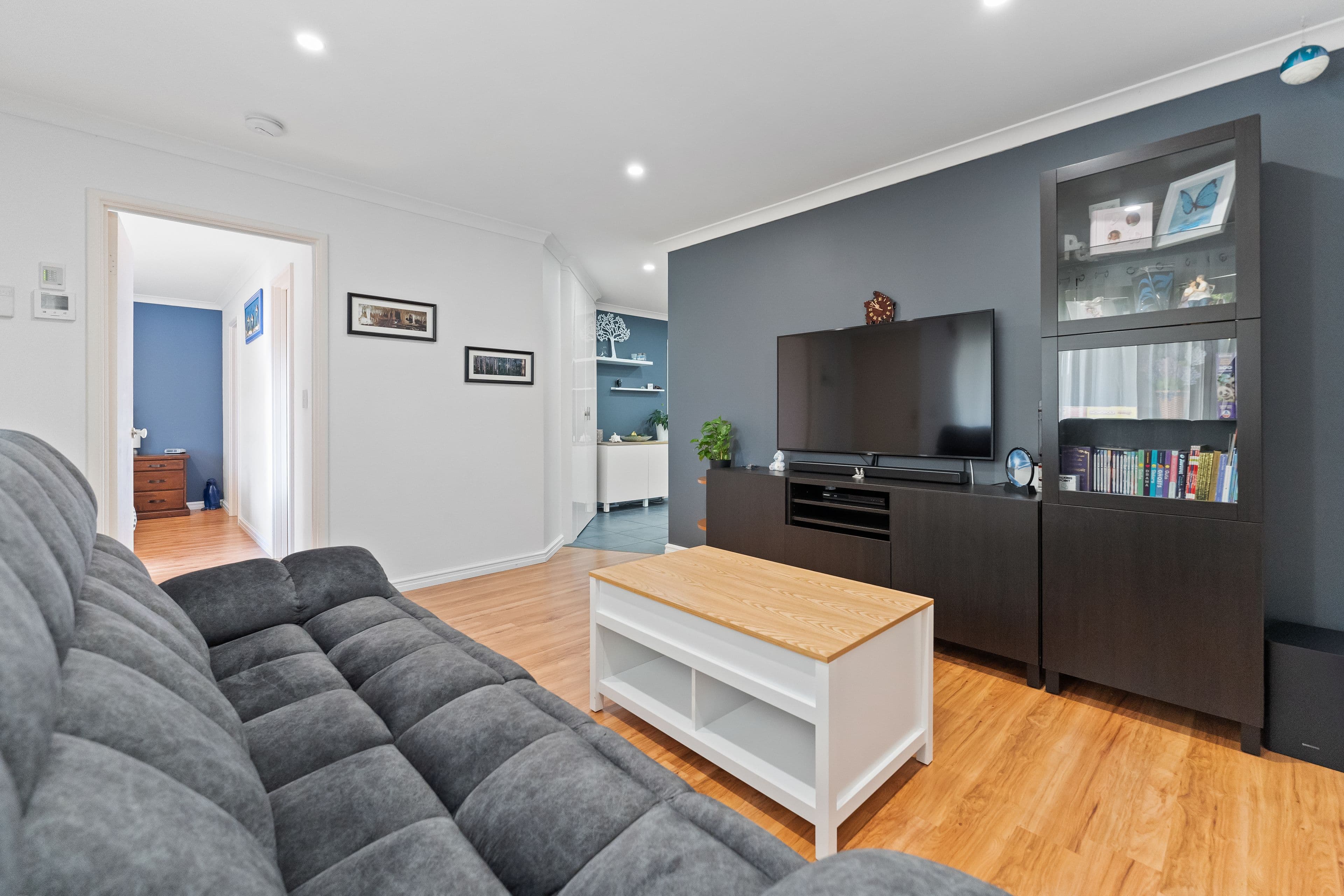 8 Dalaroo Court, Cooloongup WA 6168, Cooloongup - Thumbnail 3