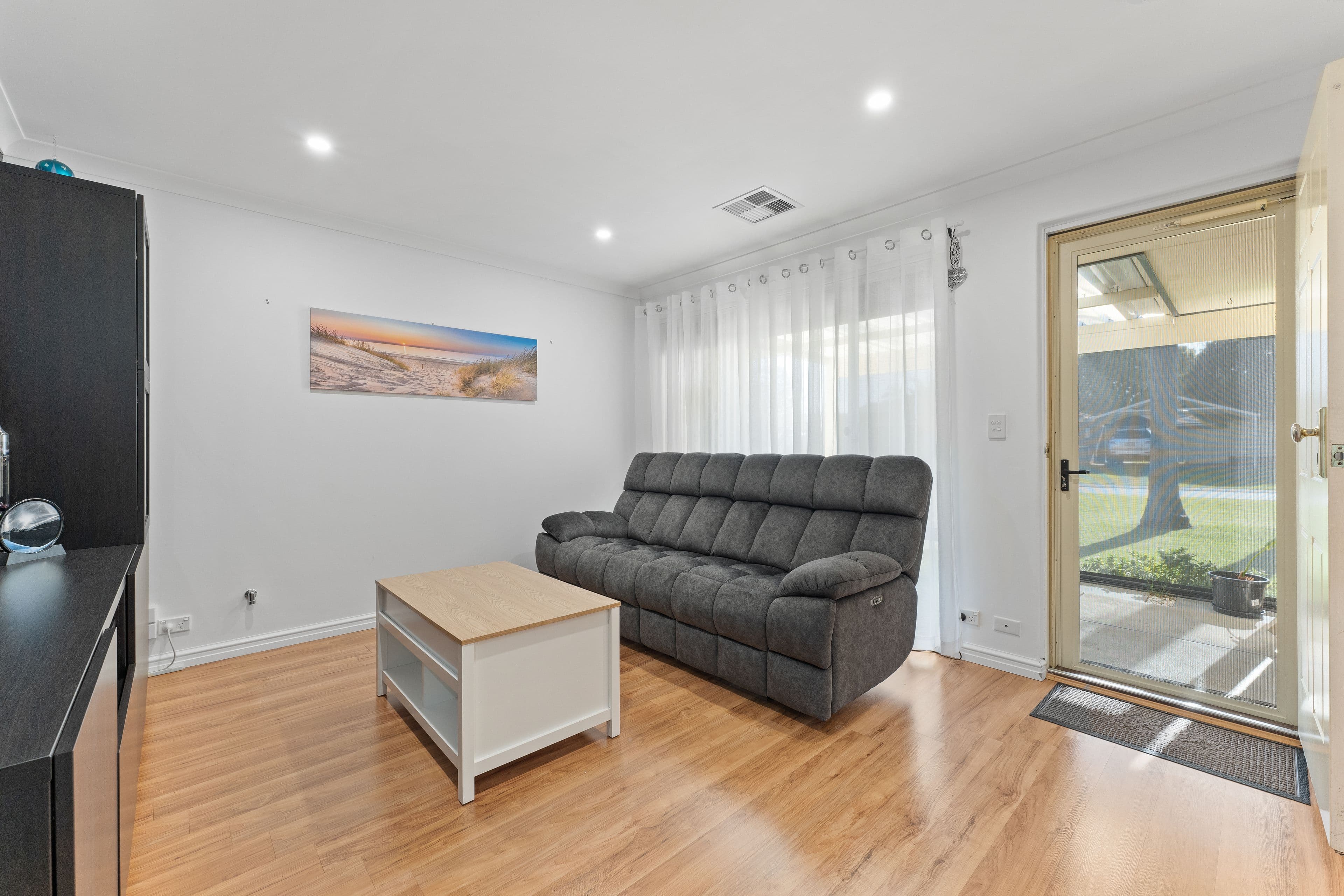 8 Dalaroo Court, Cooloongup WA 6168, Cooloongup - Thumbnail 5