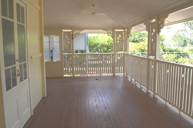 24 Hawthorn Street, Blackall QLD 4472, Blackall - Thumbnail 2