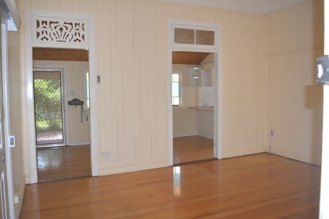 24 Hawthorn Street, Blackall QLD 4472, Blackall - Thumbnail 5
