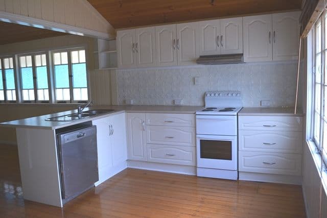 24 Hawthorn Street, Blackall QLD 4472, Blackall - Thumbnail 7