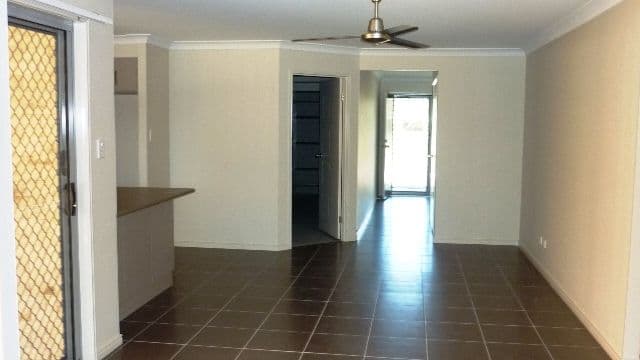 37 Nicole Street, Morayfield QLD 4506, Morayfield - Thumbnail 2