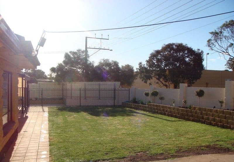 2 Tina Drive, MODBURY SA 5092, Modbury - Thumbnail 2