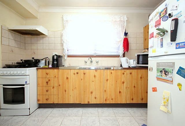221 Old Kent Road, GREENACRE NSW 2190, Greenacre - Thumbnail 3