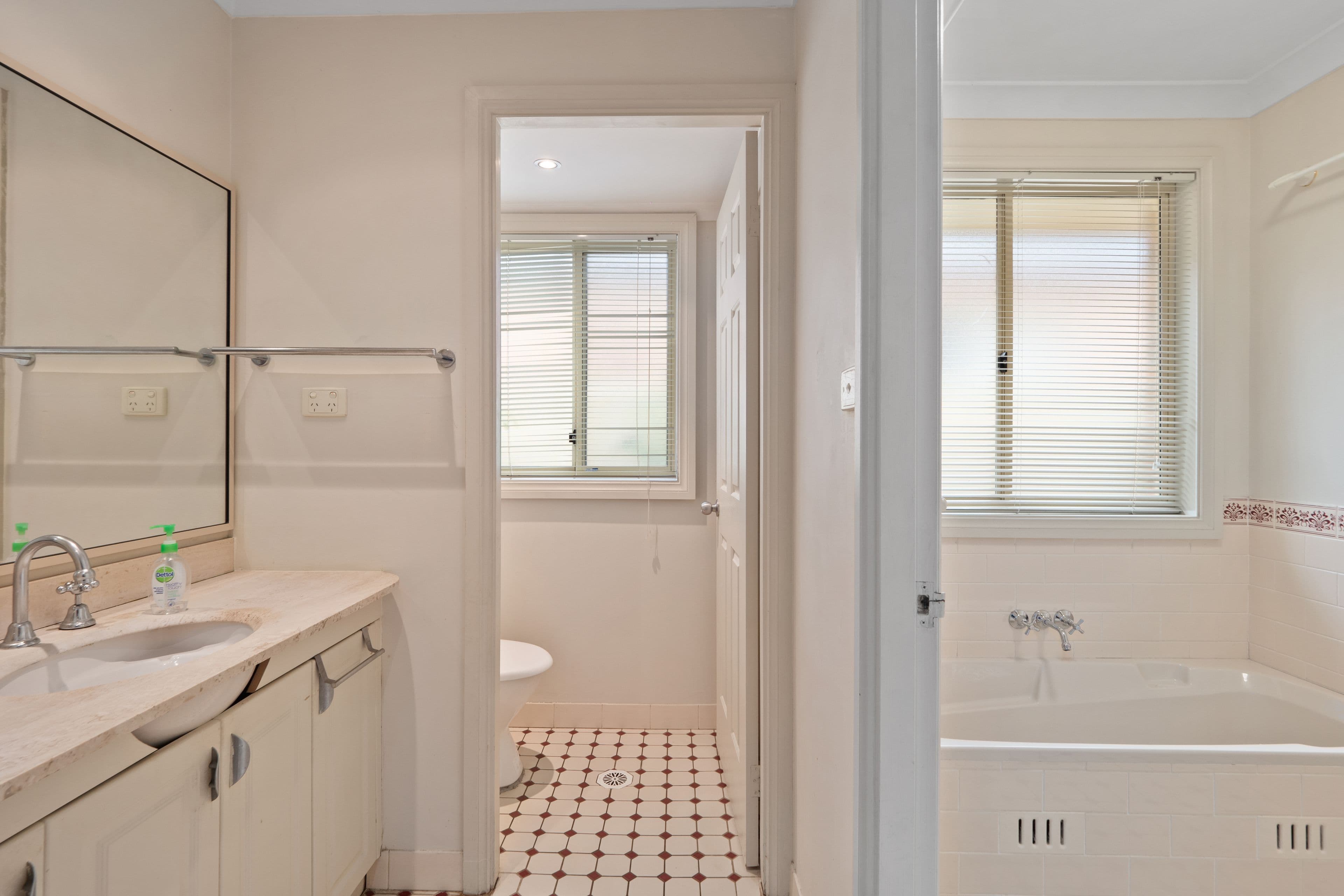 77 Barnier Drive, Quakers Hill NSW 2763, Quakers Hill - Thumbnail 7