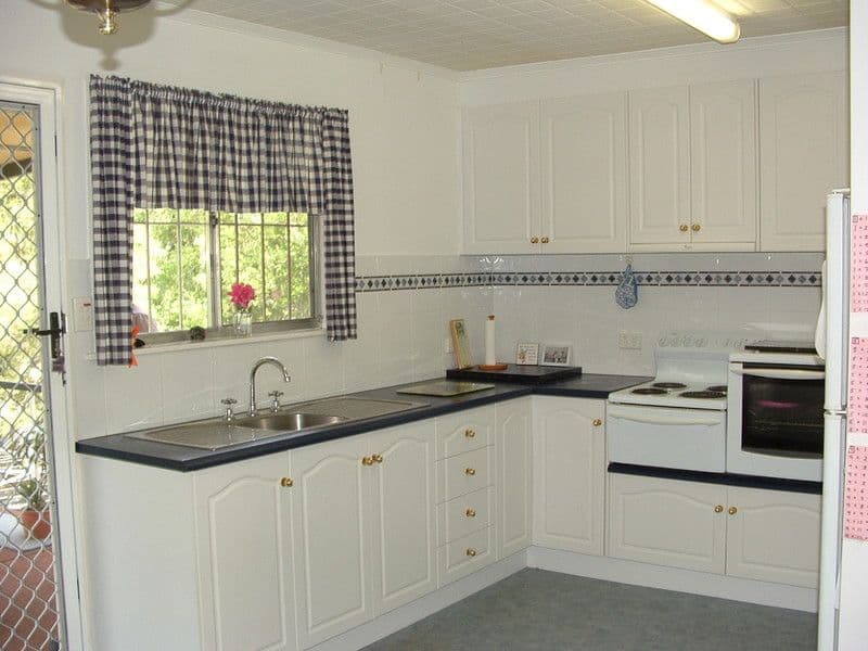16 Diosma Road, Eltham, Eltham - Thumbnail 3