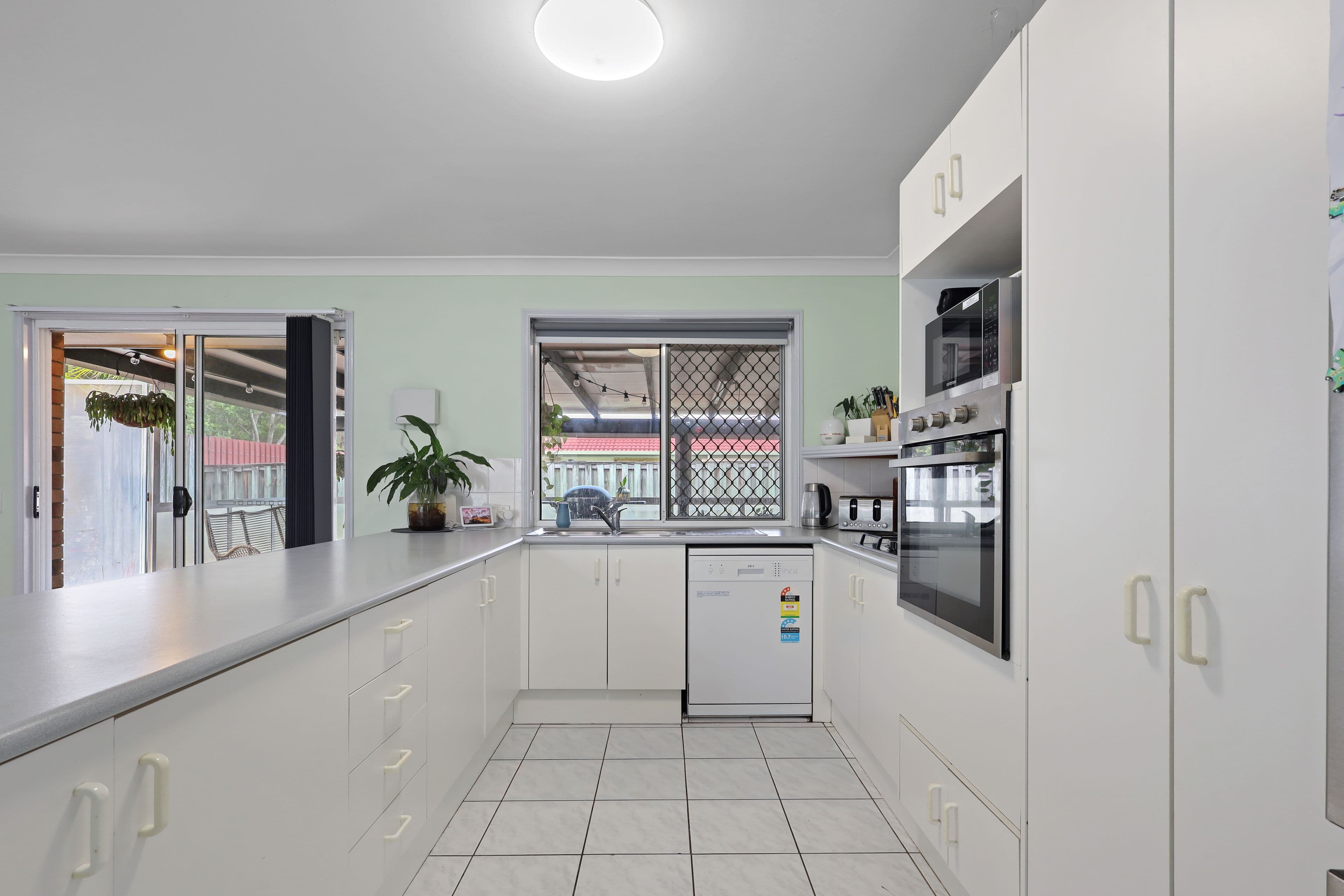 16 Meriden Place, Boondall QLD 4034, Boondall - Thumbnail 3