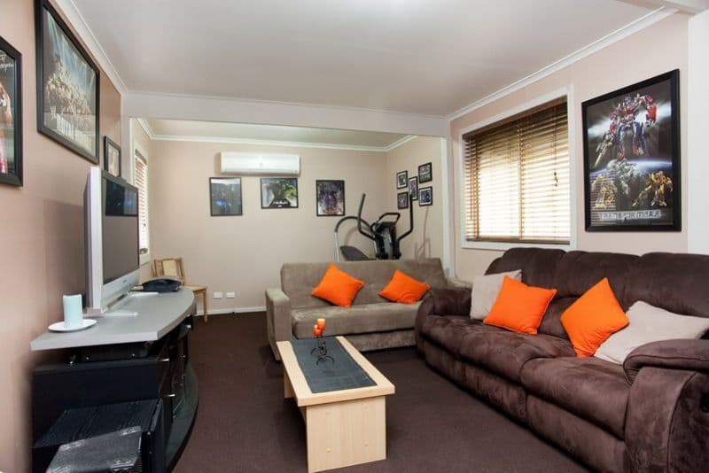128 Gardenia Road, LALOR VIC 3075, Lalor - Thumbnail 3