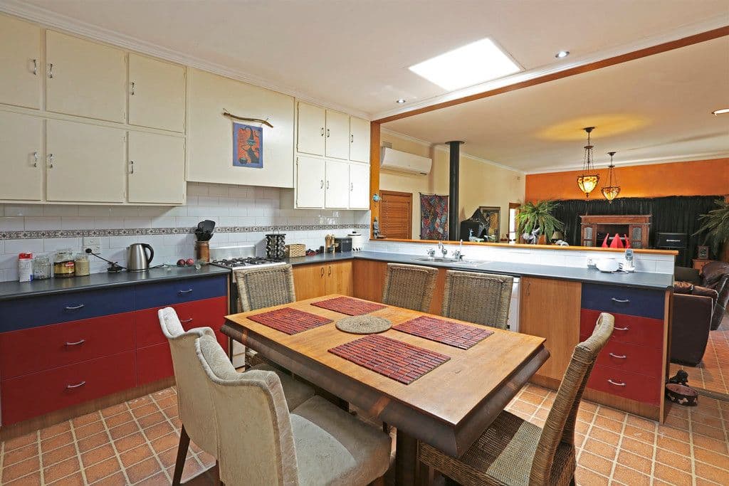 829 Wingeel Road, Inverleigh VIC 3321, Inverleigh - Thumbnail 4