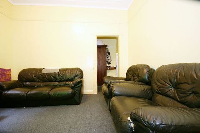48 Cambridge Avenue, BANKSTOWN NSW 2200, Bankstown - Thumbnail 3