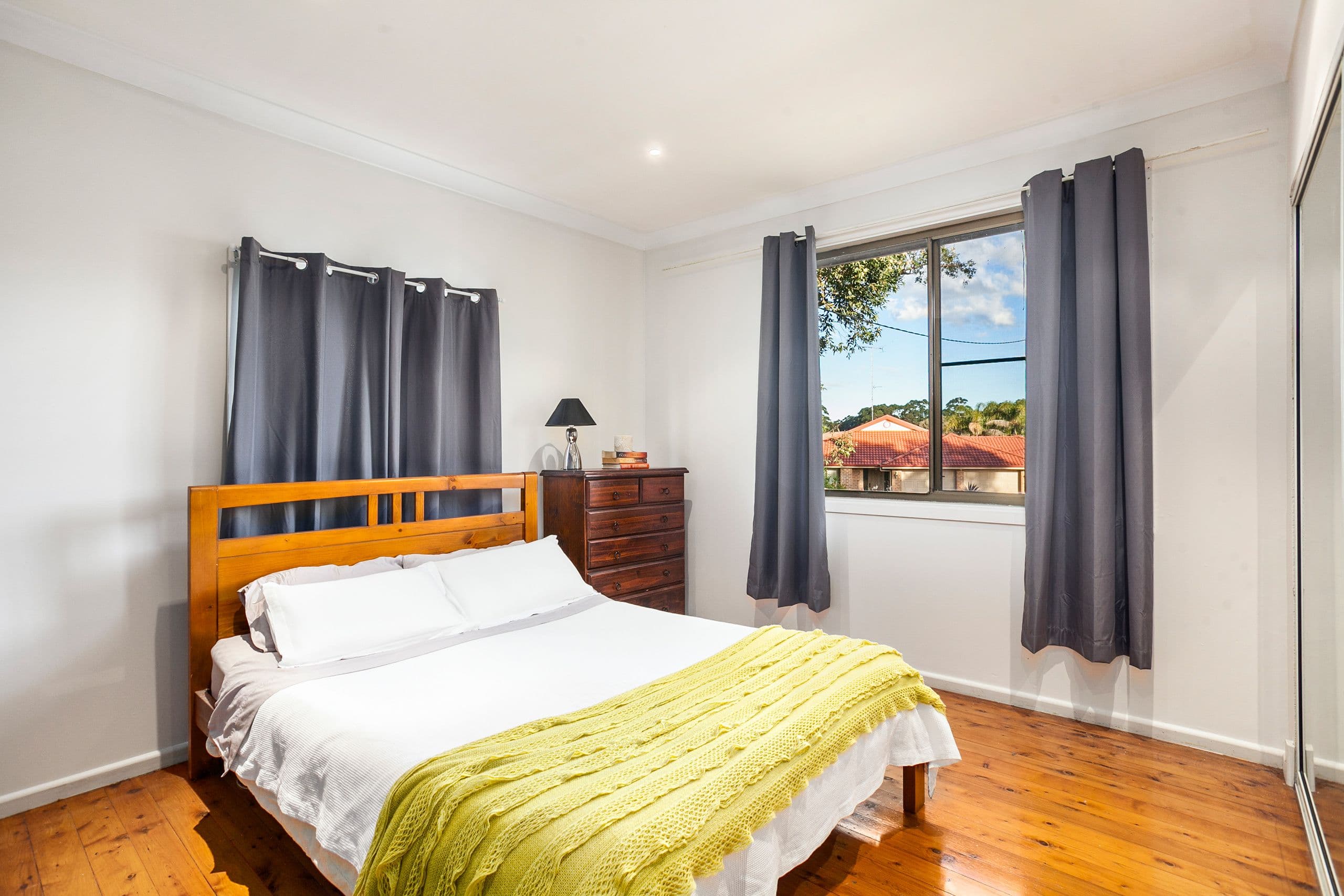 2 Strata Avenue, Barrack Heights - Thumbnail 2