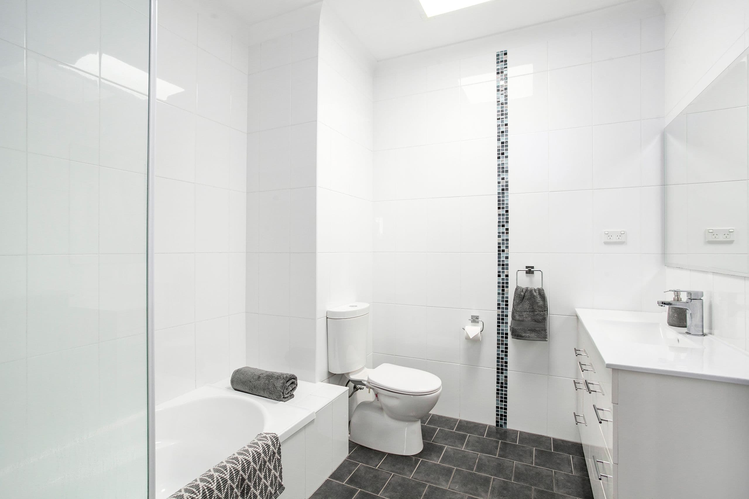 2 Strata Avenue, Barrack Heights - Thumbnail 4