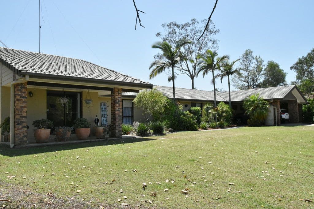 13 Janine Drive, Bahrs Scrub QLD 4207, Bahrs Scrub - Thumbnail 2