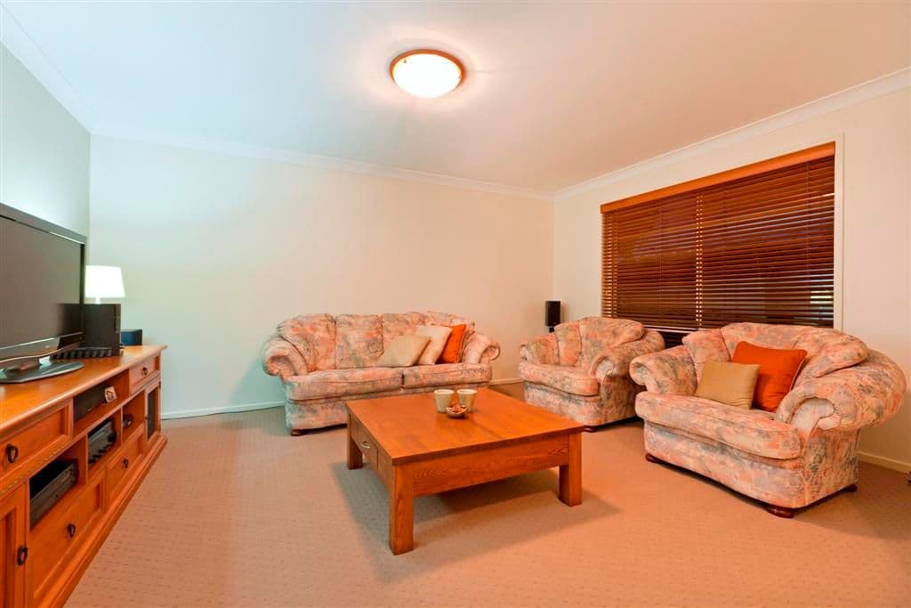 16 Greenwich Court, ALEXANDRA HILLS QLD 4161, Alexandra Hills - Thumbnail 3