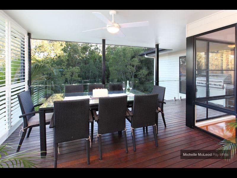 19 Sherborne Place, CHAPEL HILL QLD 4069, Chapel Hill - Thumbnail 4