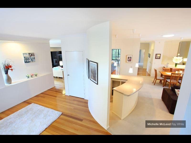 19 Sherborne Place, CHAPEL HILL QLD 4069, Chapel Hill - Thumbnail 5