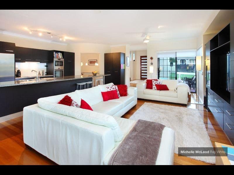 19 Sherborne Place, CHAPEL HILL QLD 4069, Chapel Hill - Thumbnail 6