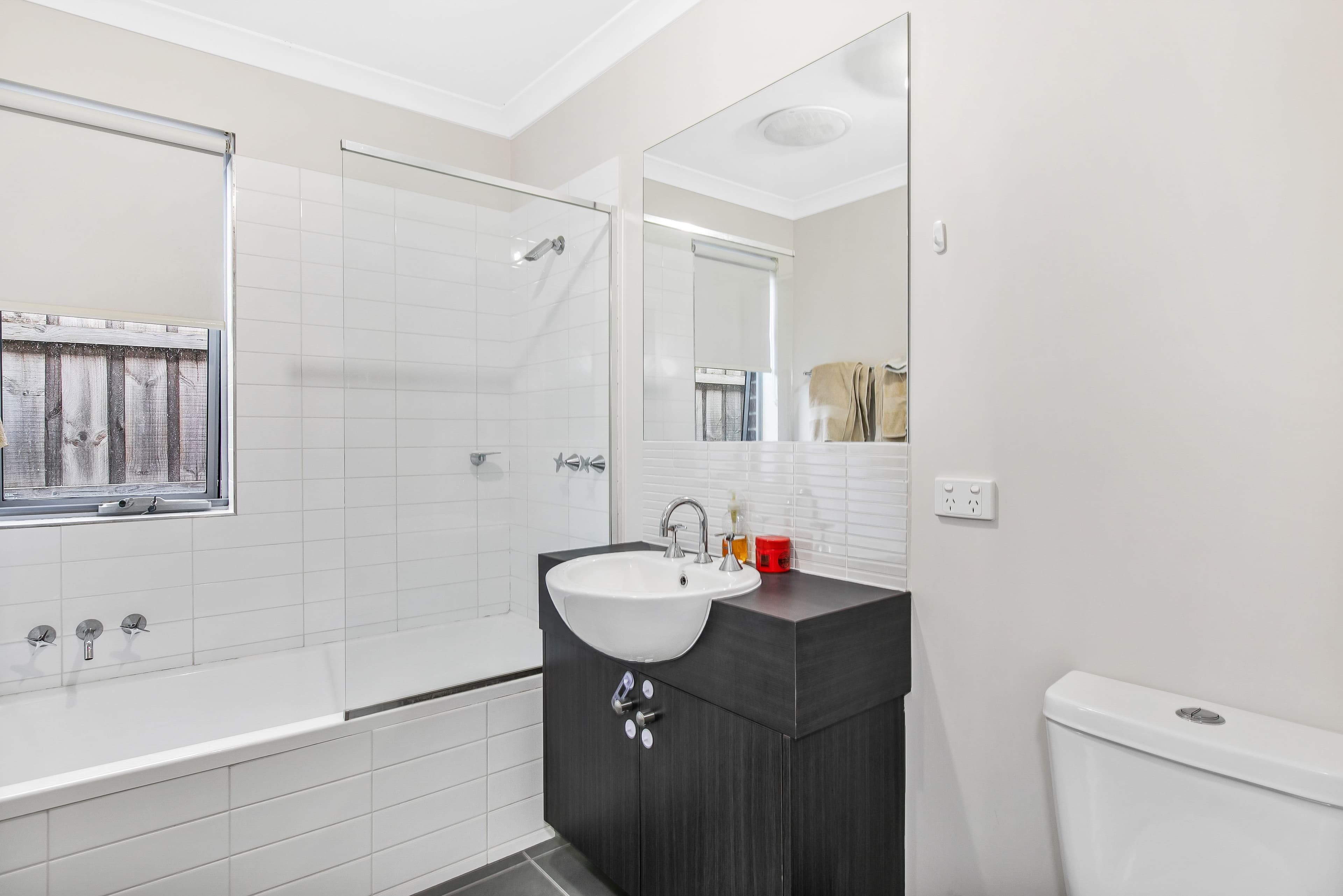 1B Guest Road, Pakenham VIC 3810, Pakenham - Thumbnail 8