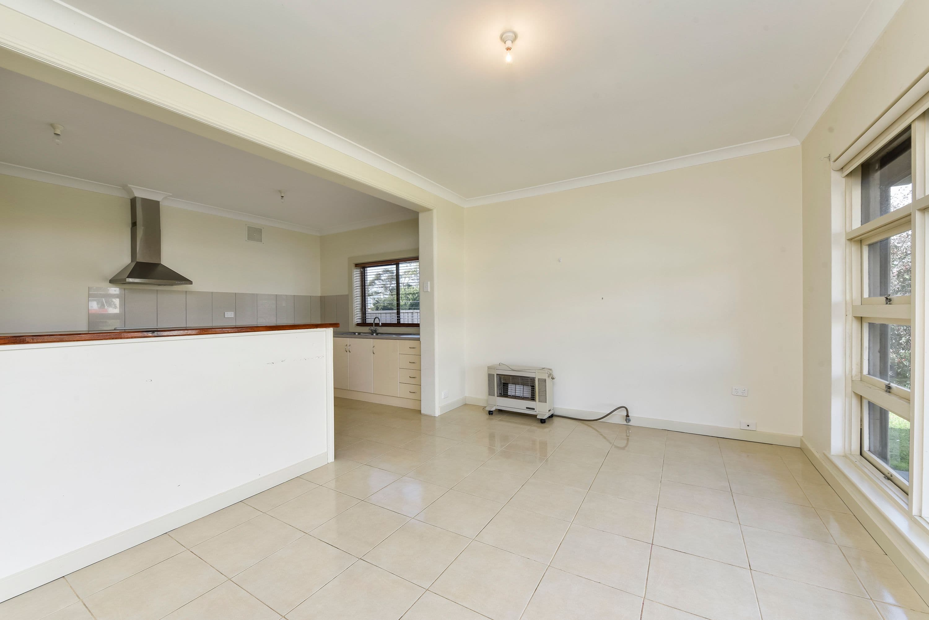 18 Birdwood Avenue, Mount Gambier SA 5290, Mount Gambier - Thumbnail 3