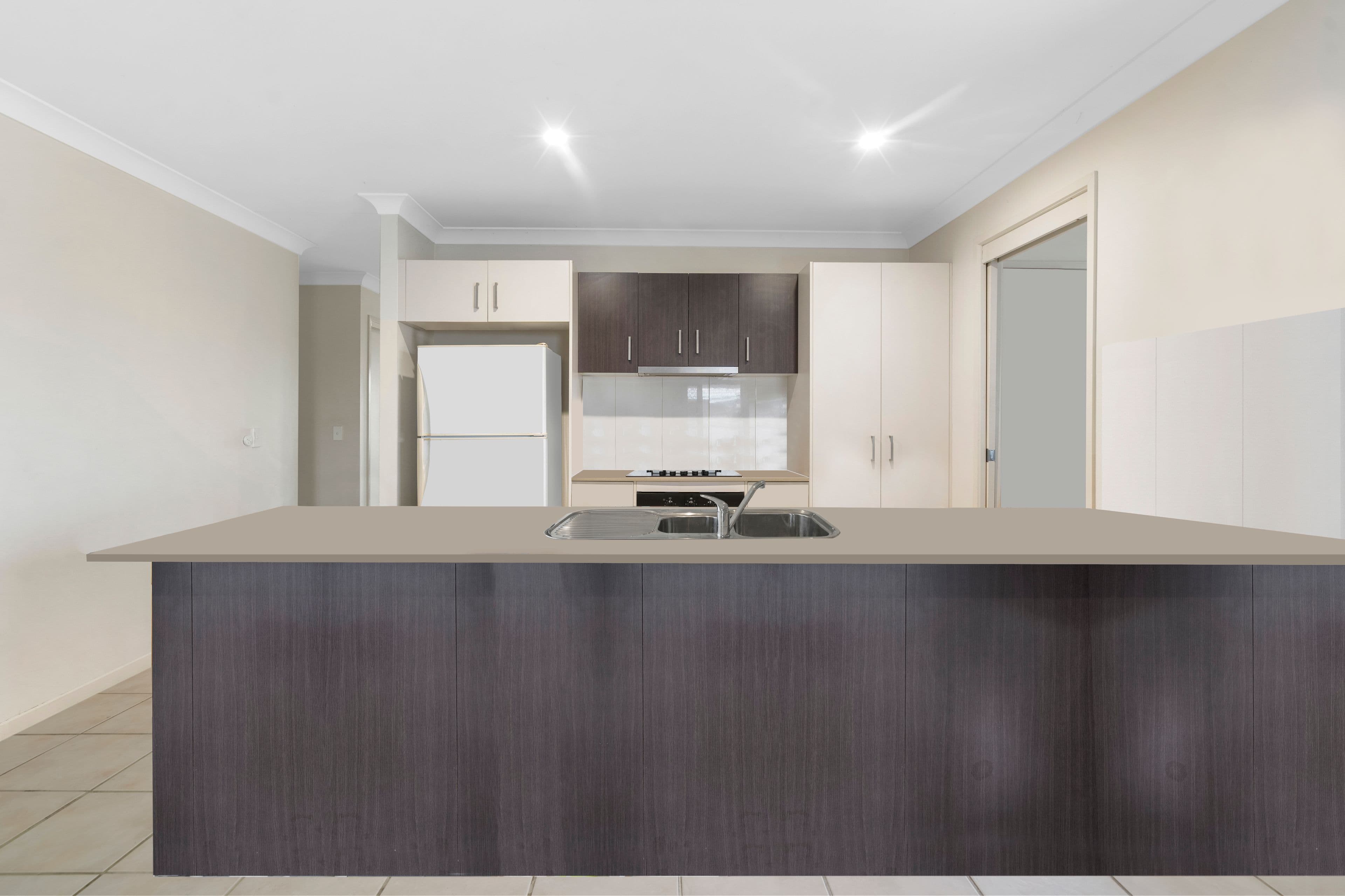 43 Oxford Street, North Booval QLD 4304, North Booval - Thumbnail 3