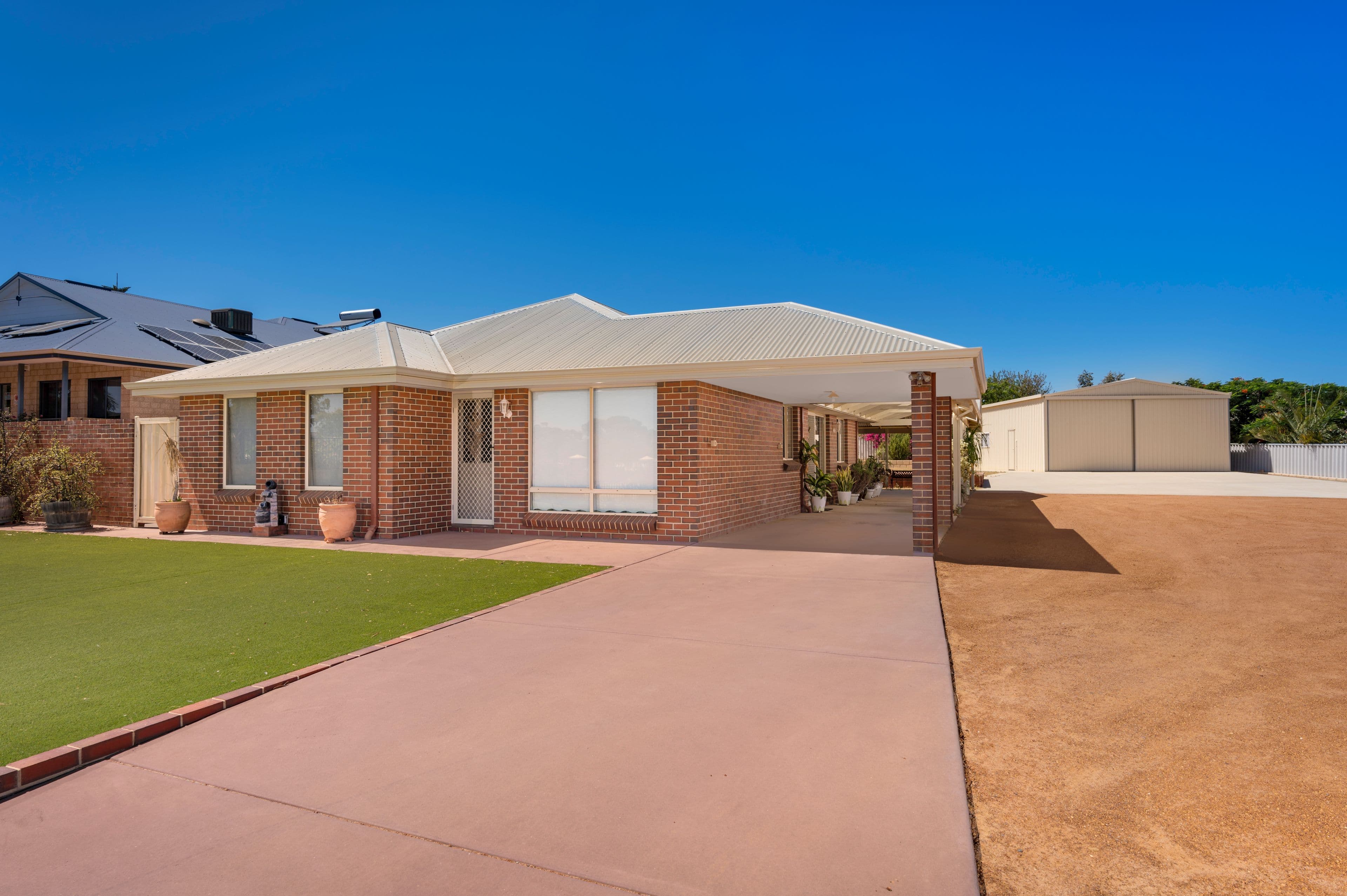 18 Cedar Crescent, Strathalbyn WA 6530, Strathalbyn - Thumbnail 2