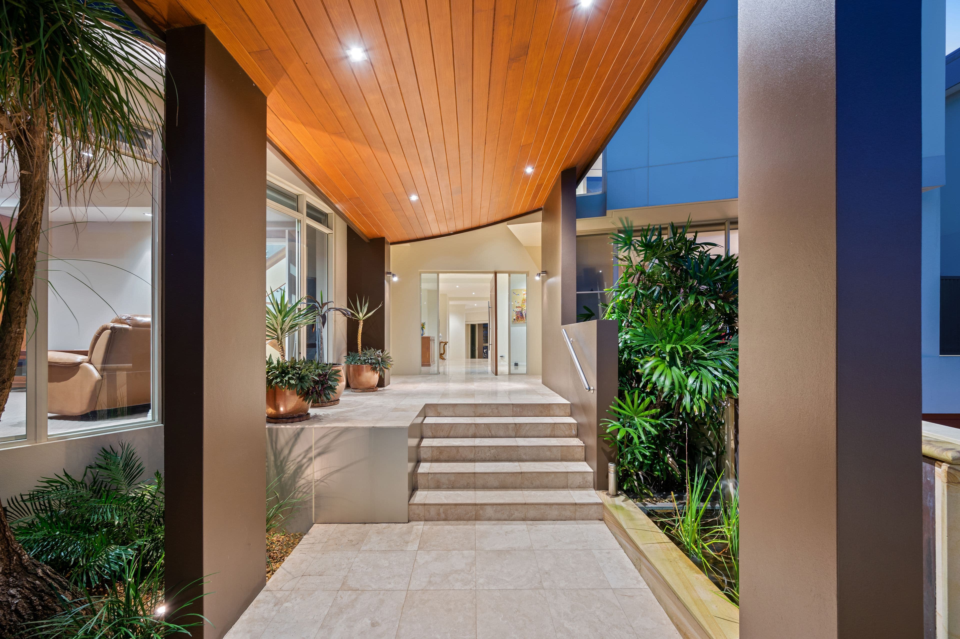 42 Royal Albert Crescent, Sovereign Islands QLD 4216, Sovereign Islands - Thumbnail 8
