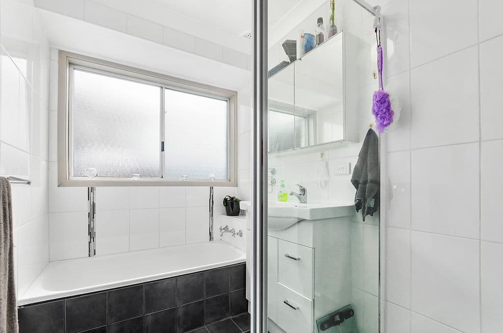 6 Greenbrook Place, Horsley NSW 2530, Horsley - Thumbnail 4