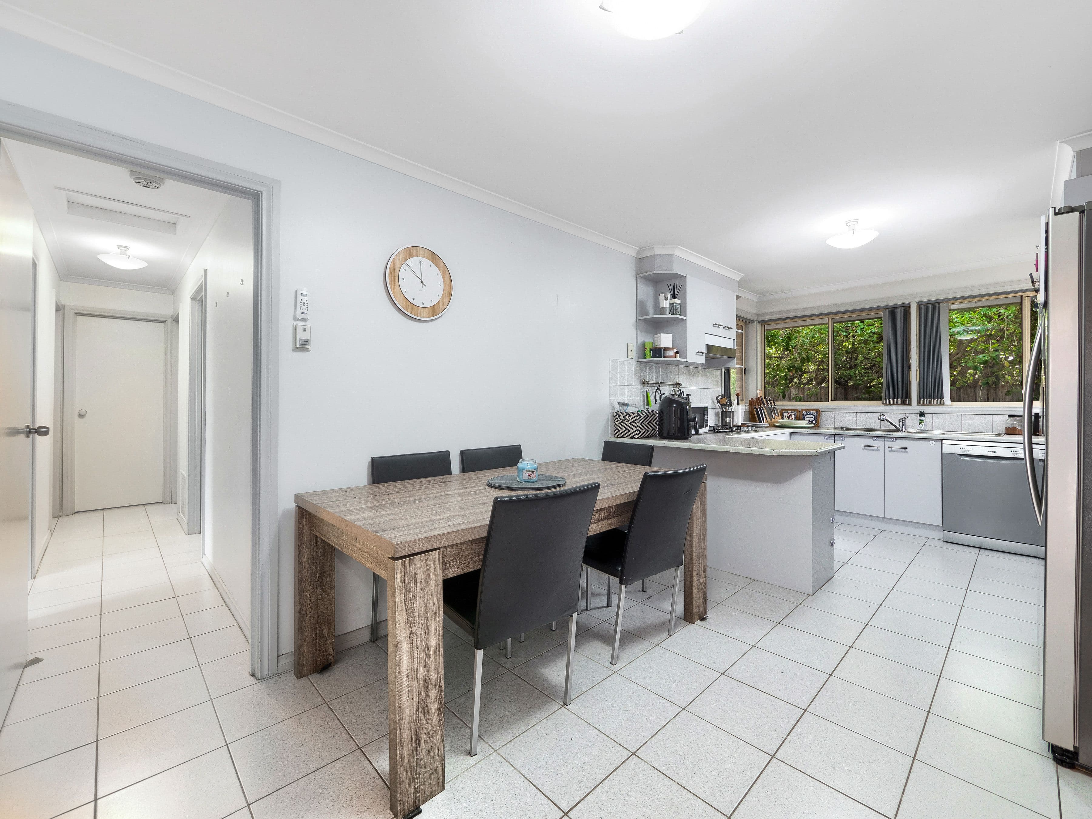 102 Duff Street, Cranbourne VIC 3977, Cranbourne - Thumbnail 4