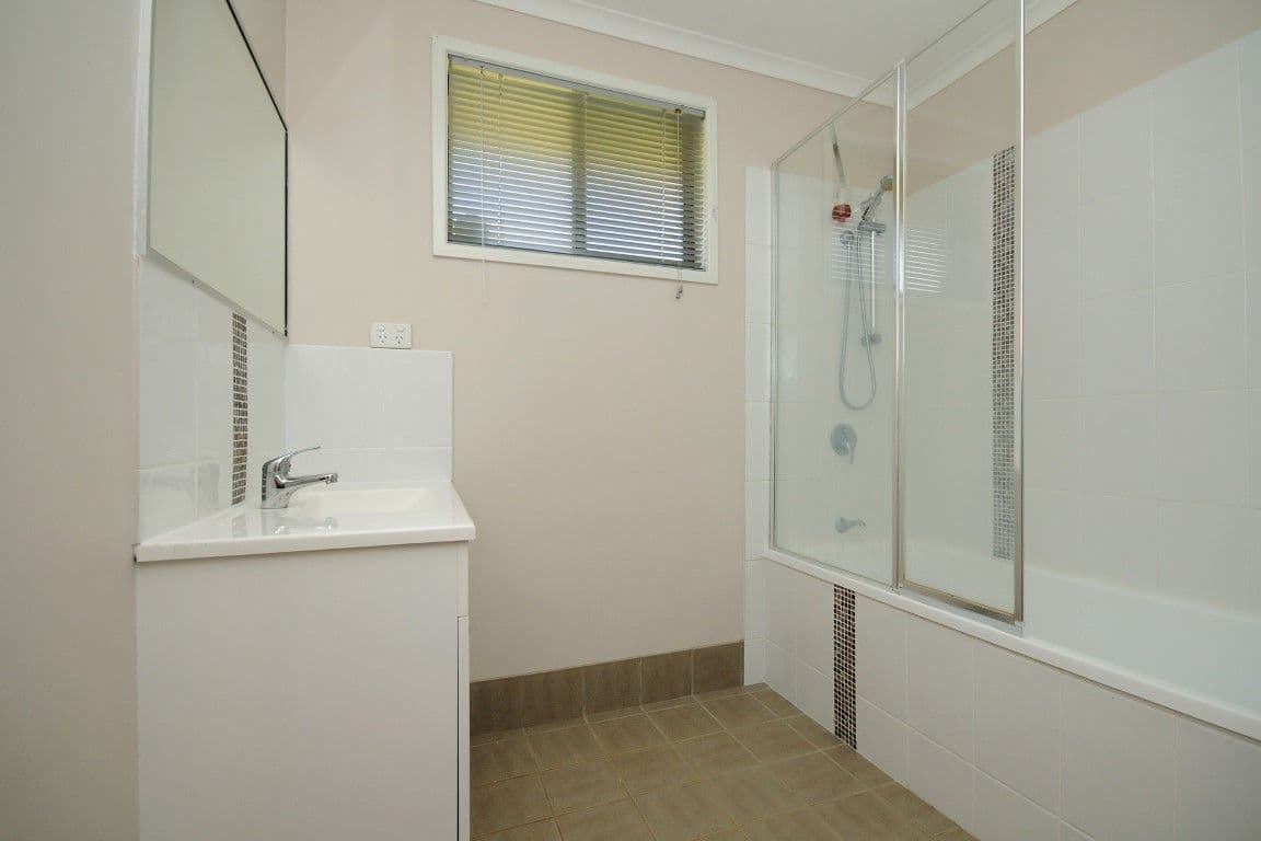 4 Stumm Street, KEARNEYS SPRING QLD 4350, Kearneys Spring - Thumbnail 6