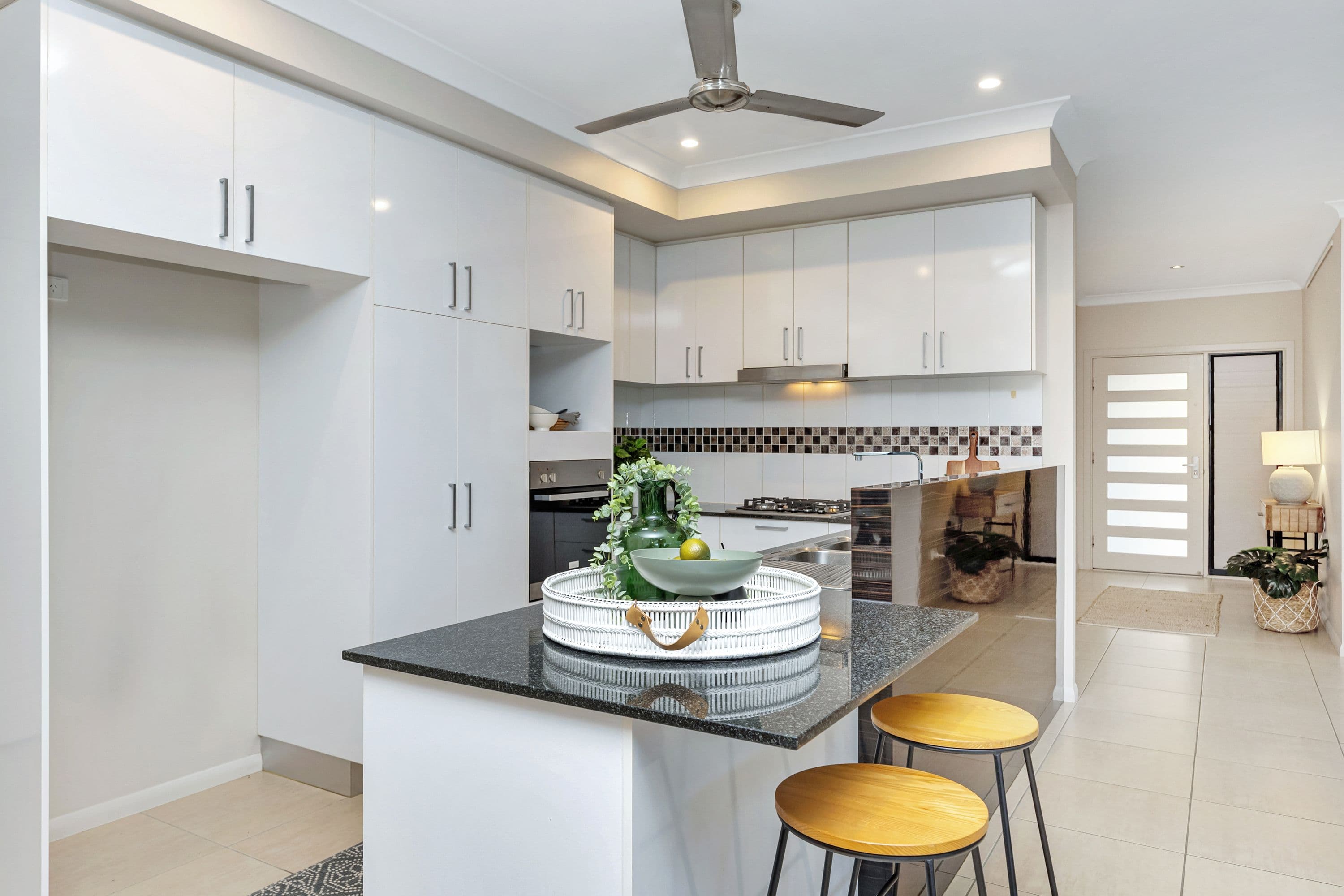 18 Broadwater Terrace, Idalia QLD 4811, Idalia - Thumbnail 4