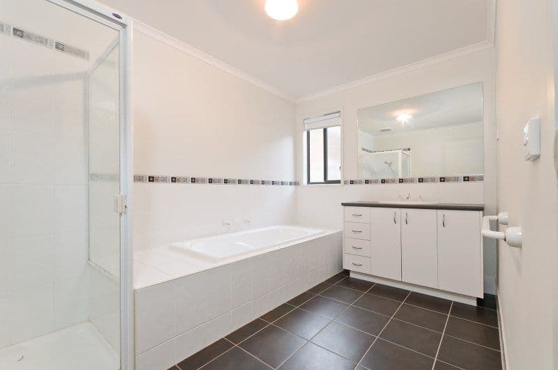 34 Long Island Circuit, CRAIGIEBURN VIC 3064, Craigieburn - Thumbnail 7