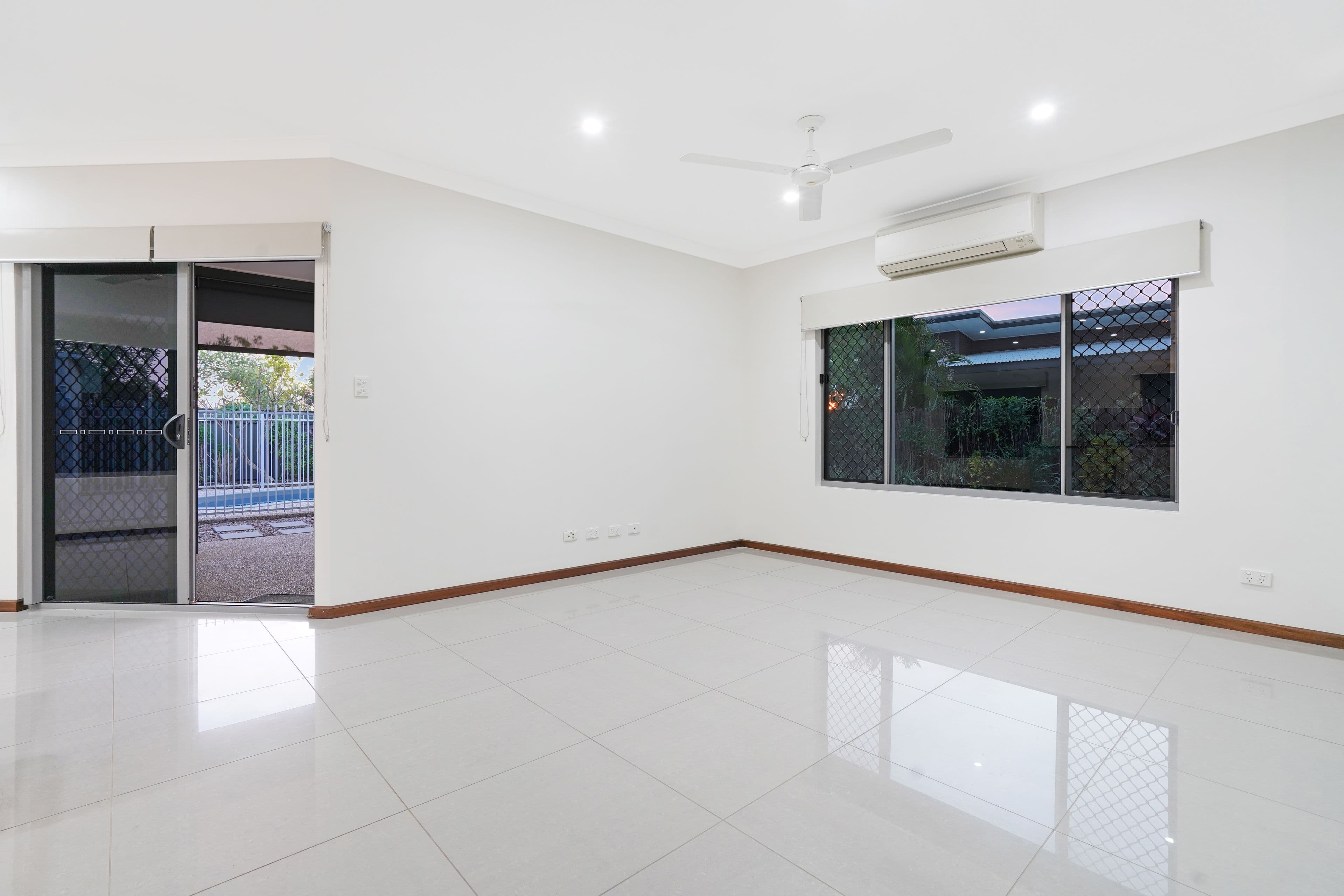11 Warbird Street, Zuccoli NT 0832, Zuccoli - Thumbnail 5