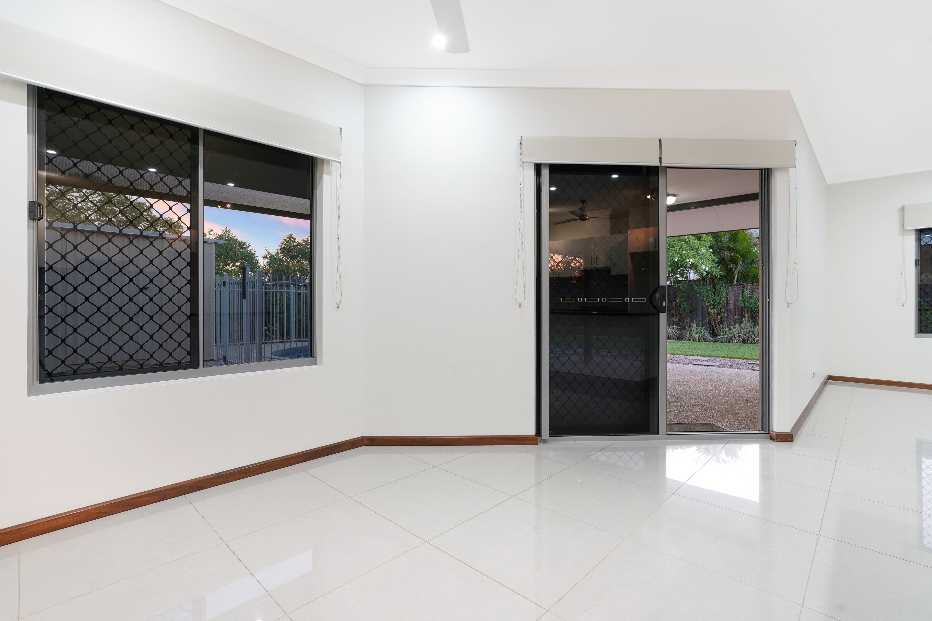 11 Warbird Street, Zuccoli NT 0832, Zuccoli - Thumbnail 7
