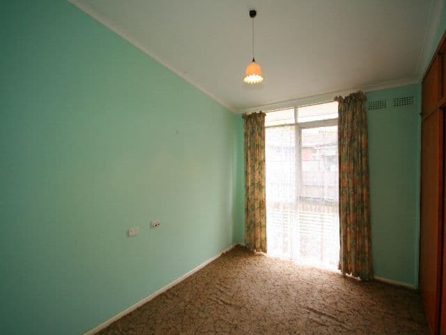2 Dooley Avenue, BASS HILL NSW 2197, Bass Hill - Thumbnail 6