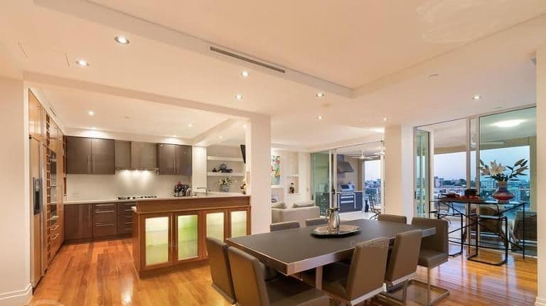 39 Castlebar Street, Kangaroo Point QLD 4169, Kangaroo Point - Thumbnail 2