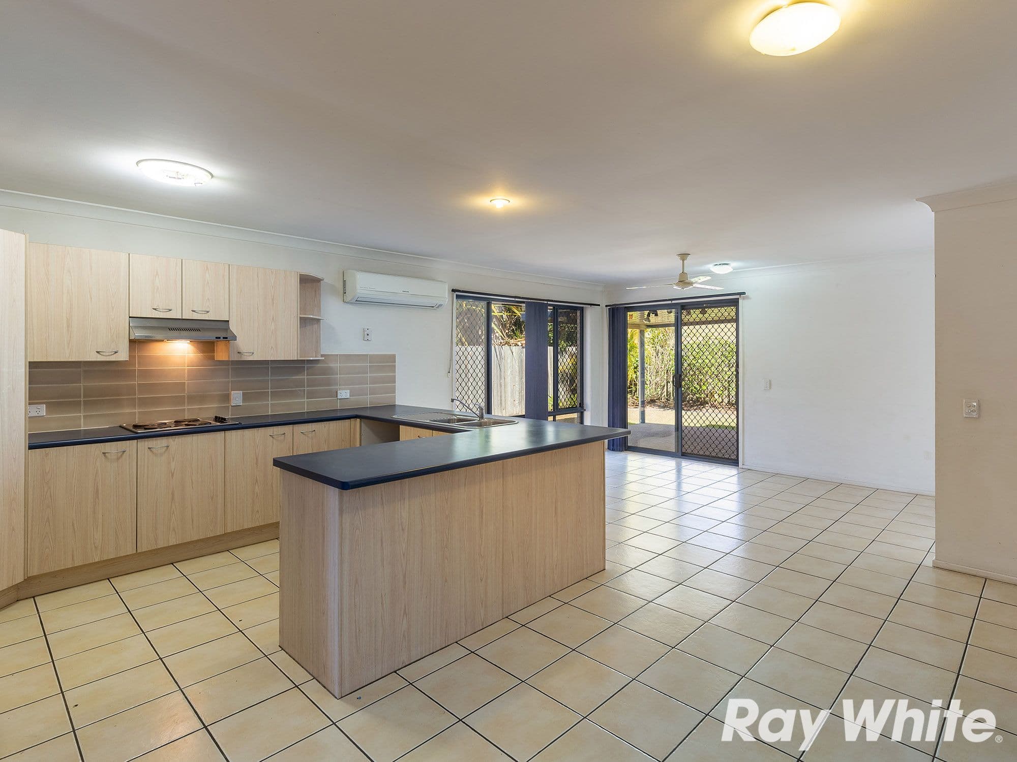 3 Stirling Court, Parkinson QLD 4115, Parkinson - Thumbnail 3