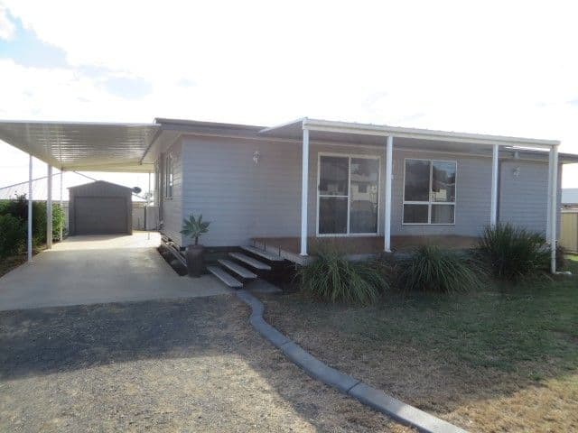 31 Robusta Drive, Roma QLD 4455, Roma - Image 1